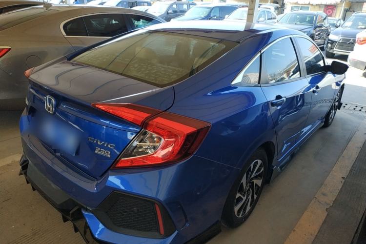 Used Honda Civic 2016 220TURBO CVT Luxury Edition Exterior 5