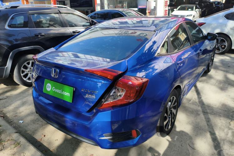 Used Honda Civic 2016 220TURBO CVT Luxury Edition Exterior 5