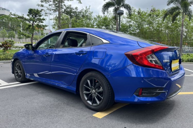 Used Honda Civic 2016 220TURBO CVT Luxury Edition Exterior 6