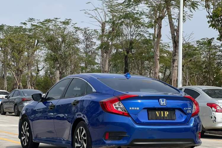Used Honda Civic 2016 220TURBO CVT Luxury Edition Exterior 6