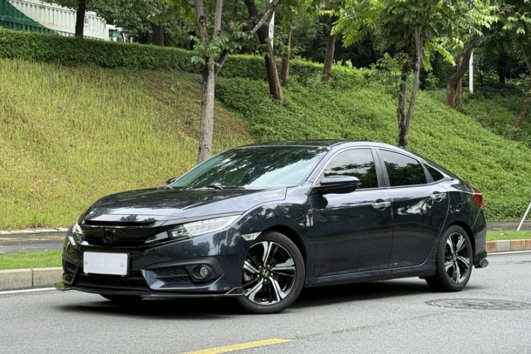 Used Honda Civic 2016 220TURBO CVT Prestige Edition Exterior 6