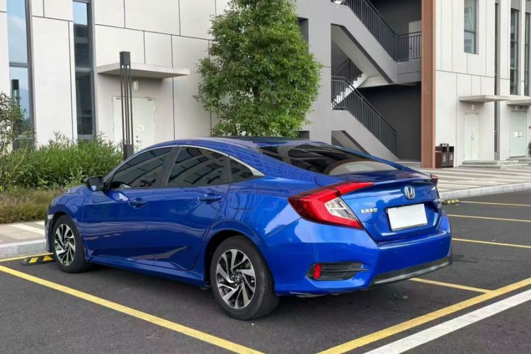 Used Honda Civic 2016 220TURBO CVT Luxury Edition Exterior 6