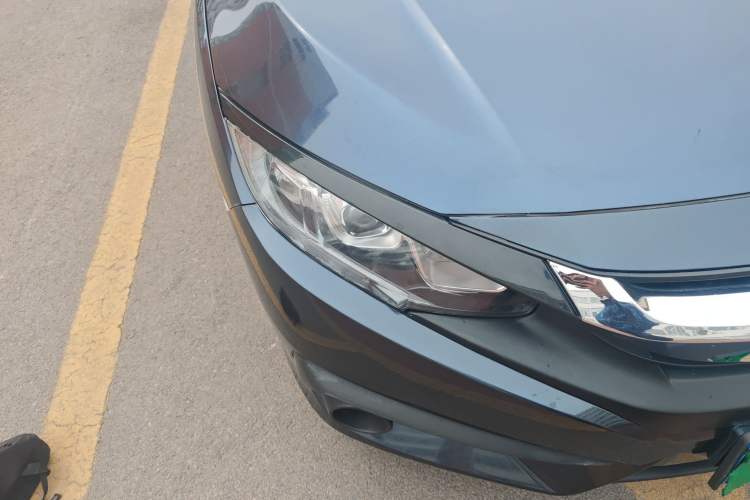 Used Honda Civic 2016 220TURBO CVT Luxury Edition Exterior 6