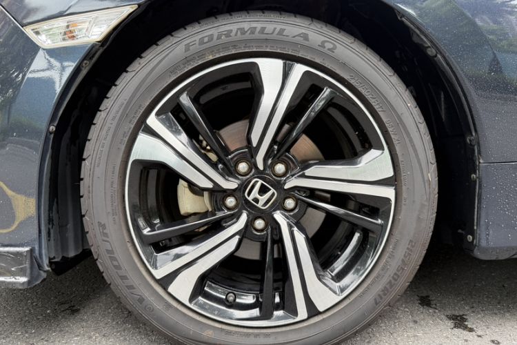 Used Honda Civic 2016 220TURBO CVT Prestige Edition Exterior 7