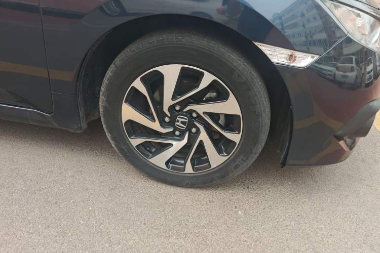 Used Honda Civic 2016 220TURBO CVT Luxury Edition Exterior 7