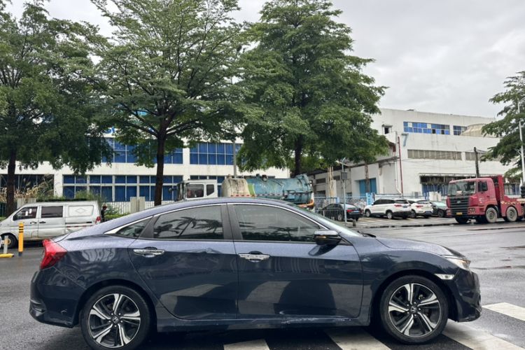 Used Honda Civic 2016 220TURBO CVT Prestige Edition Exterior 8