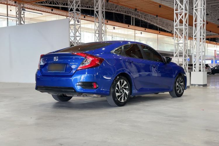 Used Honda Civic 2016 220TURBO CVT Luxury Edition Exterior 8