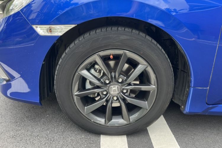 Used Honda Civic 2016 220TURBO CVT Luxury Edition Exterior 9