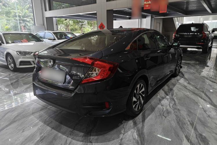 Used Honda Civic 2016 220TURBO CVT Luxury Edition Exterior 9