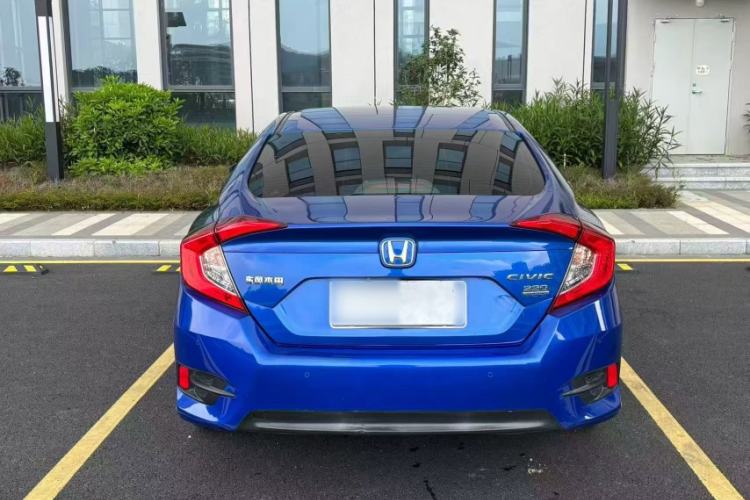Used Honda Civic 2016 220TURBO CVT Luxury Edition Exterior 9