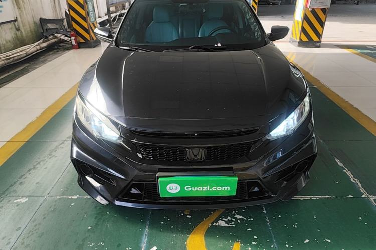 Used Honda Civic 2016 220TURBO Manual Luxury Edition Front