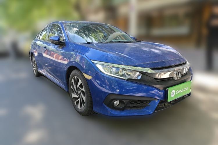 Used Honda Civic 2016 220TURBO CVT Luxury Edition Front Right 45 Deg