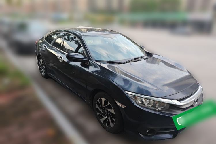 Used Honda Civic 2016 220TURBO CVT Luxury Edition Front Right 45 Deg