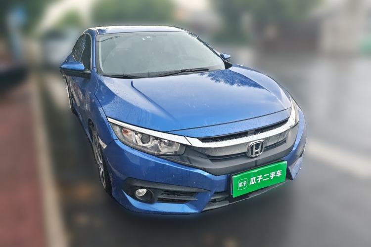Used Honda Civic 2016 220TURBO CVT Luxury Edition Front Right 45 Deg
