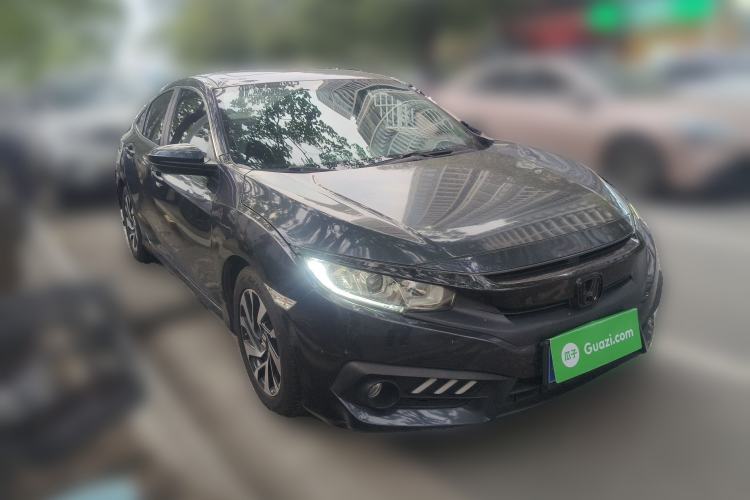 Used Honda Civic 2016 220TURBO CVT Luxury Edition Front Right 45 Deg