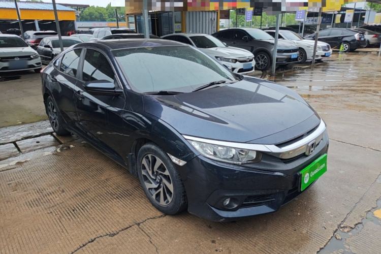 Used Honda Civic 2016 220TURBO CVT Luxury Edition Front Right 45 Deg