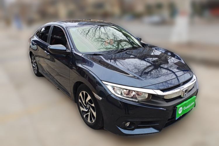 Used Honda Civic 2016 220TURBO CVT Luxury Edition Front Right 45 Deg