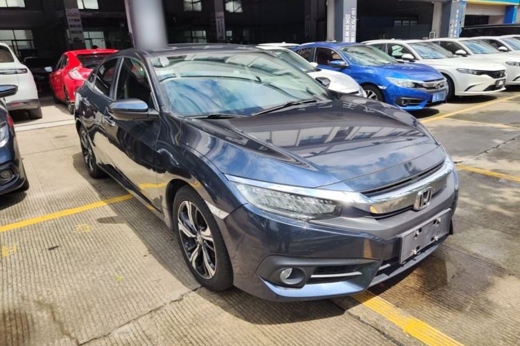 Used Honda Civic 2016 220TURBO CVT Prestige Edition Front Right 45 Deg