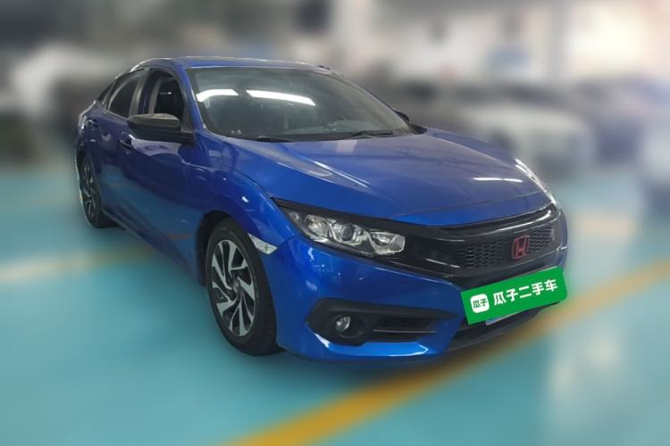 Used Honda Civic 2016 220TURBO CVT Luxury Edition Front Right 45 Deg