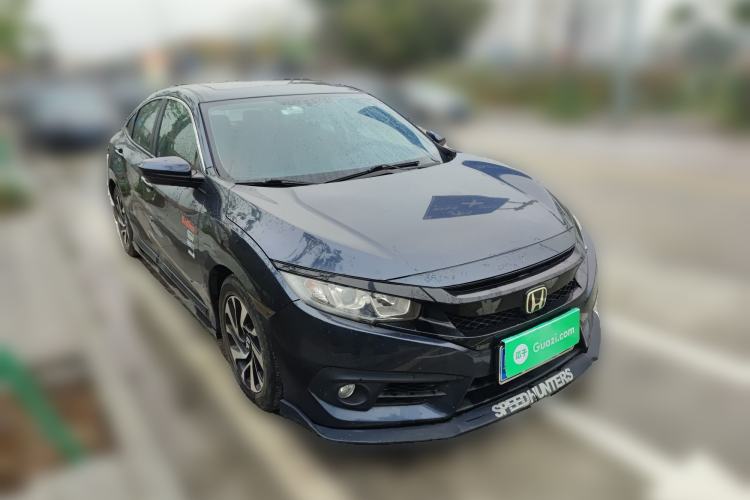 Used Honda Civic 2016 220TURBO CVT Luxury Edition Front Right 45 Deg