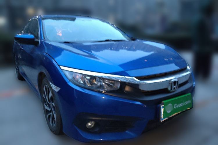 Used Honda Civic 2016 220TURBO CVT Luxury Edition Front Right 45 Deg