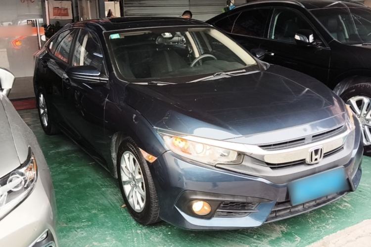Used Honda Civic 2016 180TURBO CVT Comfort Version Front Right 45 Deg