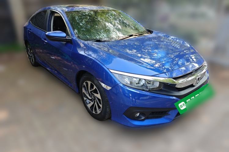 Used Honda Civic 2016 220TURBO CVT Luxury Edition Front Right 45 Deg