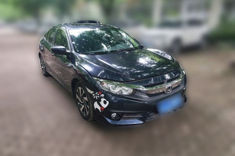 Used Honda Civic 2016 220TURBO CVT Luxury Edition Front Right 45 Deg