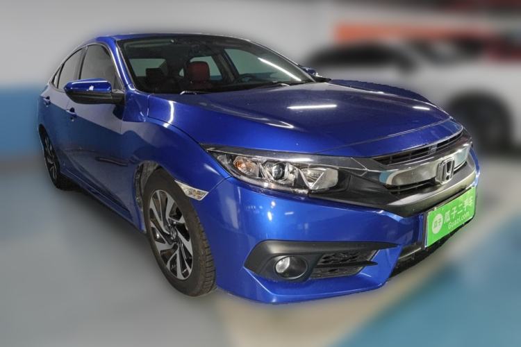 Used Honda Civic 2016 220TURBO CVT Luxury Edition Front Right 45 Deg