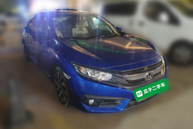 Used Honda Civic 2016 220TURBO CVT Luxury Edition Front Right 45 Deg