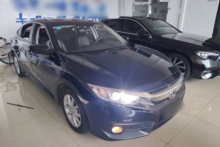 Used Honda Civic 2016 180TURBO CVT Comfort Version Front Right 45 Deg