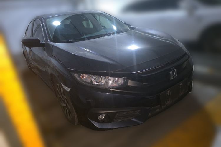 Used Honda Civic 2016 220TURBO CVT Luxury Edition Front Right 45 Deg