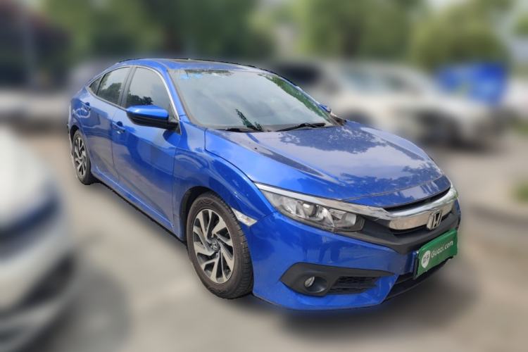 Used Honda Civic 2016 220TURBO CVT Luxury Edition Front Right 45 Deg