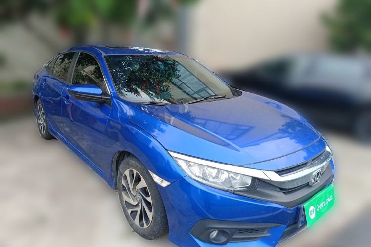 Used Honda Civic 2016 220TURBO CVT Luxury Edition Front Right 45 Deg