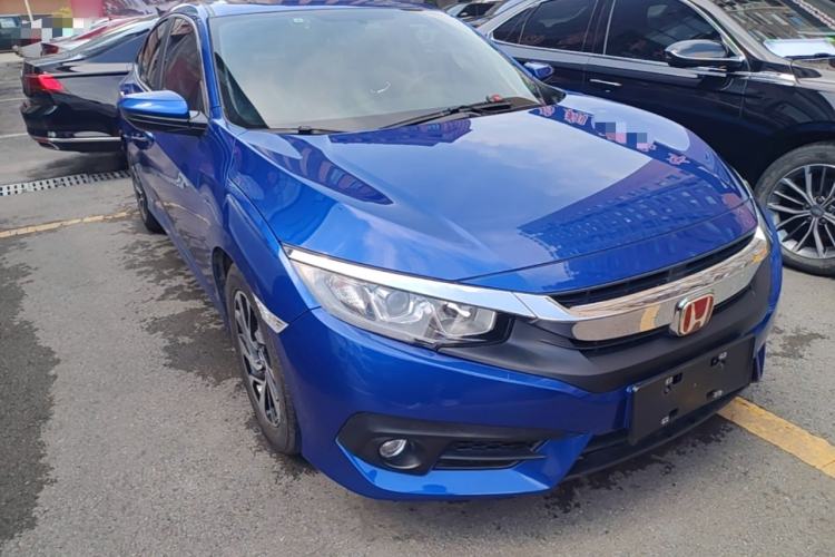 Used Honda Civic 2016 220TURBO CVT Luxury Edition Front Right 45 Deg