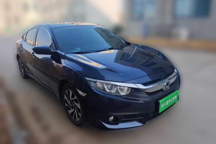 Used Honda Civic 2016 220TURBO CVT Luxury Edition Front Right 45 Deg