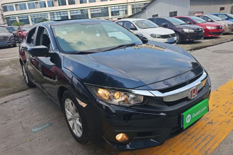 Used Honda Civic 2016 180TURBO CVT Comfort Version Front Right 45 Deg