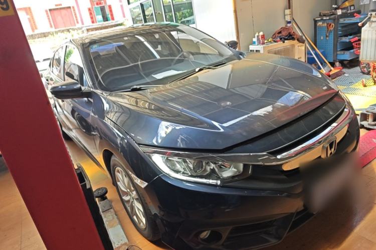Used Honda Civic 2016 180TURBO CVT Comfort Version Front Right 45 Deg