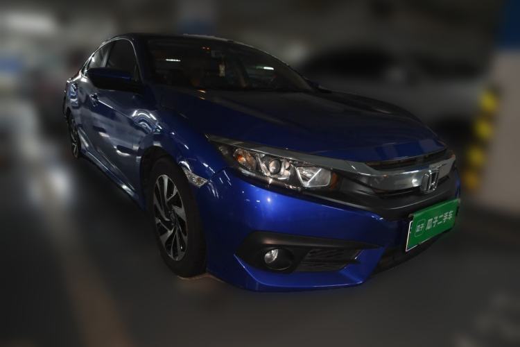 Used Honda Civic 2016 220TURBO CVT Luxury Edition Front Right 45 Deg