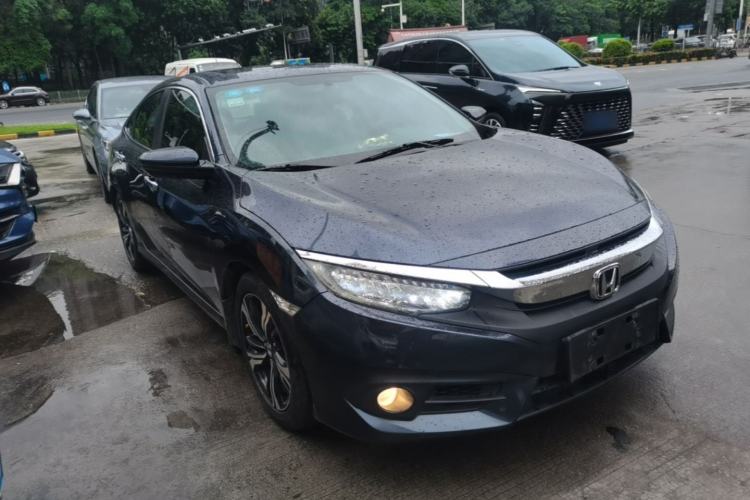 Used Honda Civic 2016 220TURBO CVT Prestige Edition Front Right 45 Deg