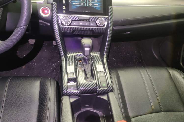 Used Honda Civic 2016 220TURBO CVT Luxury Edition Gear Lever