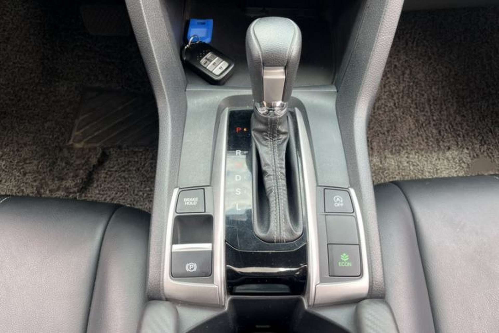 Used Honda Civic 2016 220TURBO CVT Luxury Edition Gear Lever