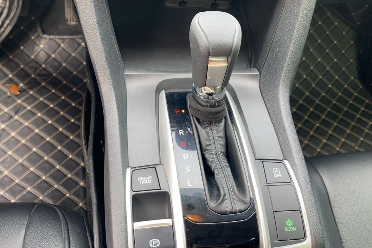 Used Honda Civic 2016 220TURBO CVT Luxury Edition Gear Lever