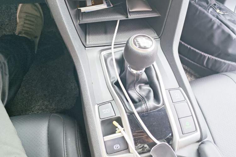 Used Honda Civic 2016 220TURBO Manual Luxury Edition Gear Lever