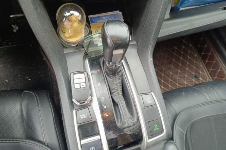 Used Honda Civic 2016 220TURBO CVT Prestige Edition Gear Lever