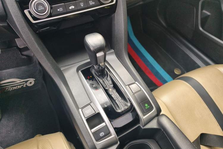Used Honda Civic 2016 220TURBO CVT Prestige Edition Gear Lever