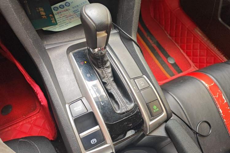 Used Honda Civic 2016 220TURBO CVT Luxury Edition Gear Lever