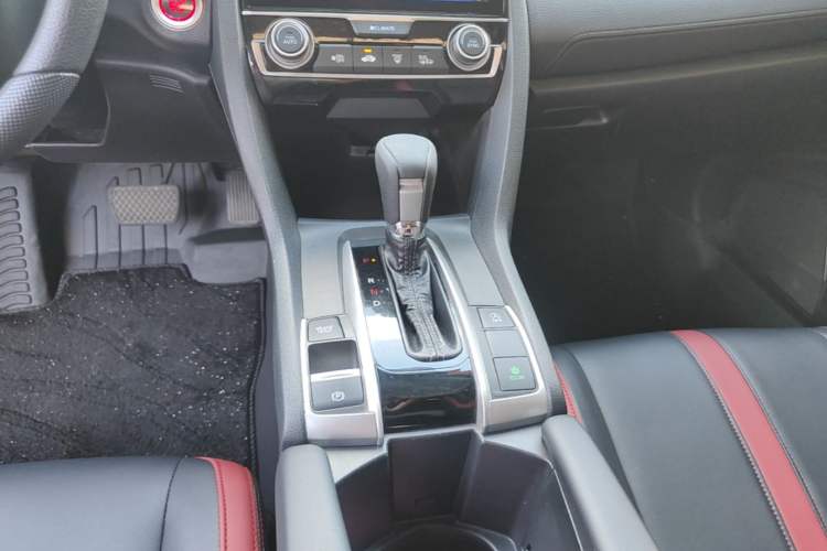 Used Honda Civic 2016 220TURBO CVT Luxury Edition Gear Lever