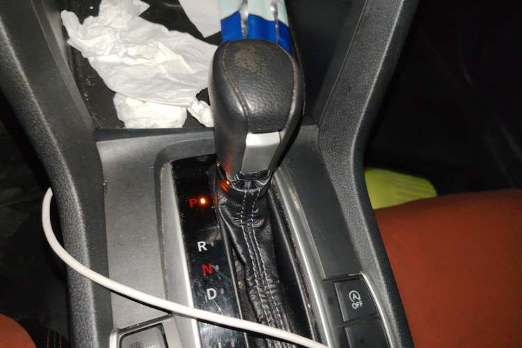 Used Honda Civic 2016 220TURBO CVT Luxury Edition Gear Lever