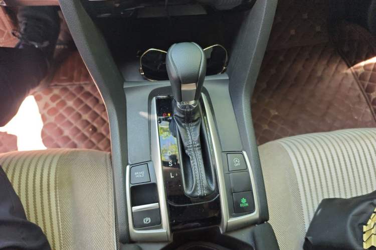 Used Honda Civic 2016 220TURBO CVT Luxury Edition Gear Lever